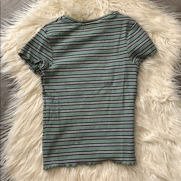 Tight T-Shirt - Picture 2 of 2